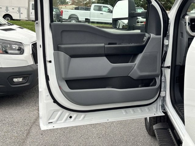 2027 Ford F-350SD XL