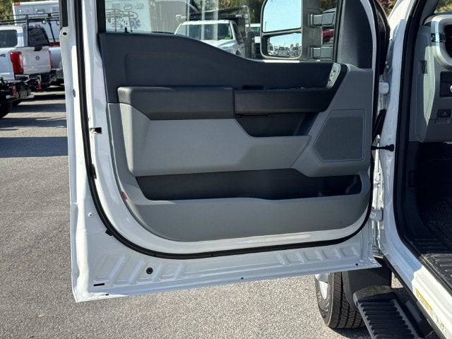 2027 Ford F-450SD XL DRW