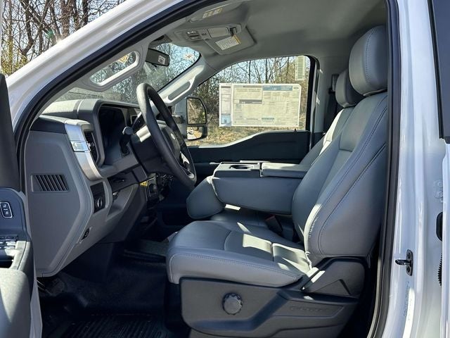 2025 Ford F-450SD XL DRW