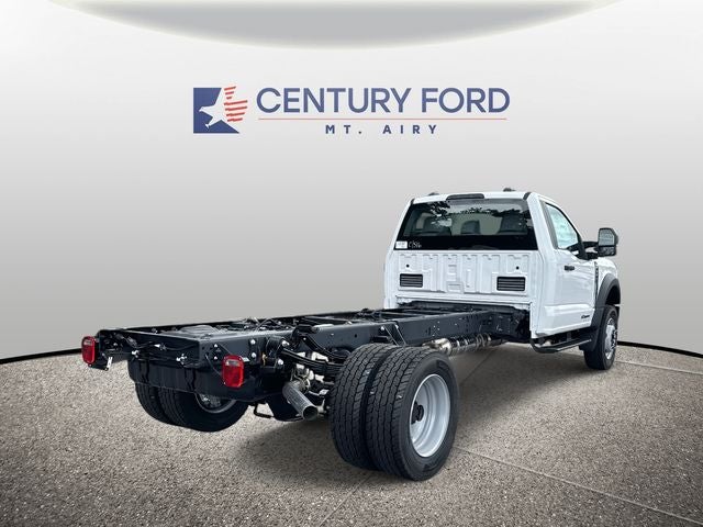 2025 Ford F-600SD XL