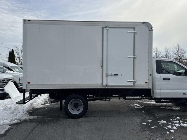 2025 Ford F-600SD XL