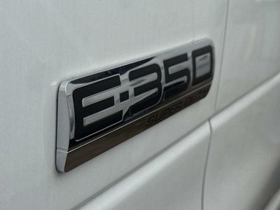 2025 Ford E-350SD Base Cutaway