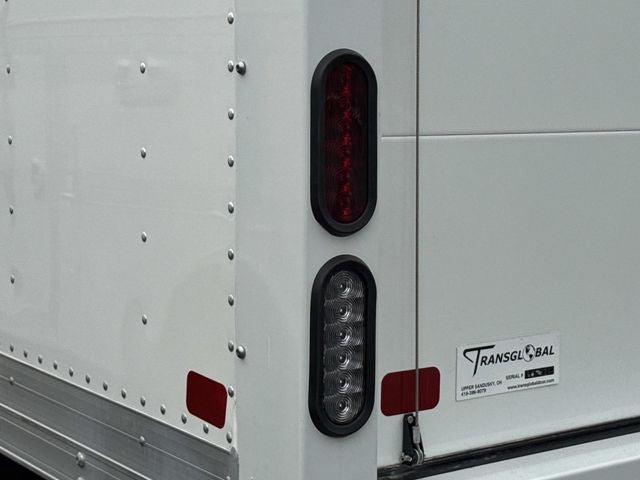 2025 Ford E-350SD Base Cutaway