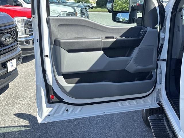 2027 Ford F-250SD XL