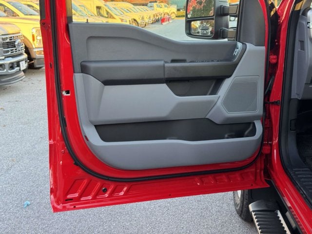 2027 Ford F-350SD XL