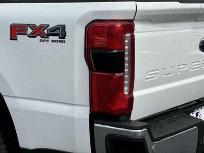 2025 Ford F-350SD Lariat