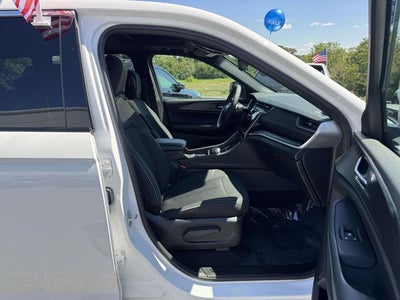 2024 Jeep Grand Cherokee Laredo