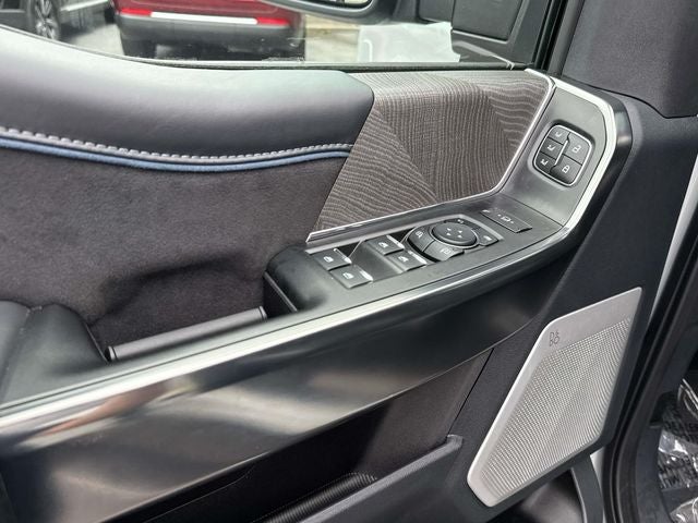 2025 Ford F-450 Platinum DRW