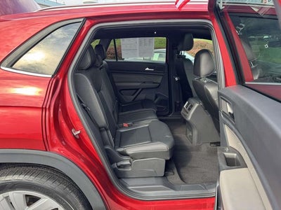 2022 Volkswagen Atlas Cross Sport 3.6 V6 SE w/ Technology