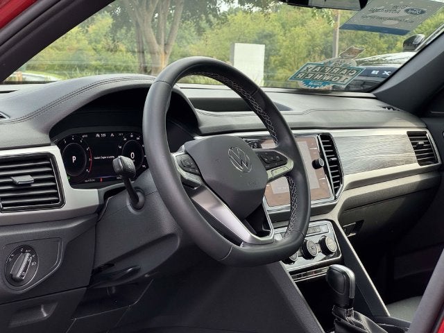 2022 Volkswagen Atlas Cross Sport 3.6 V6 SE w/ Technology