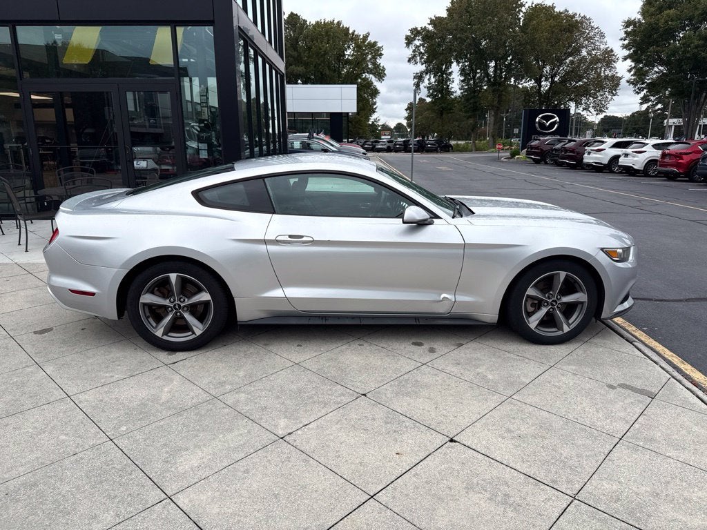 2015 Ford Mustang V6