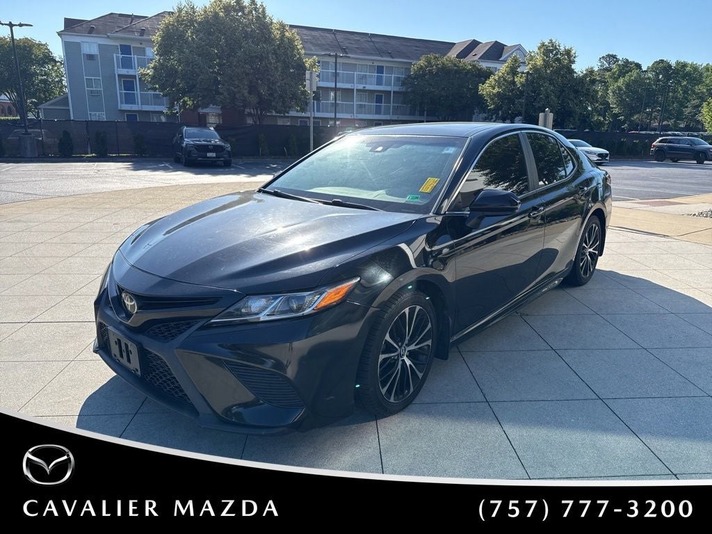 2019 Toyota Camry SE
