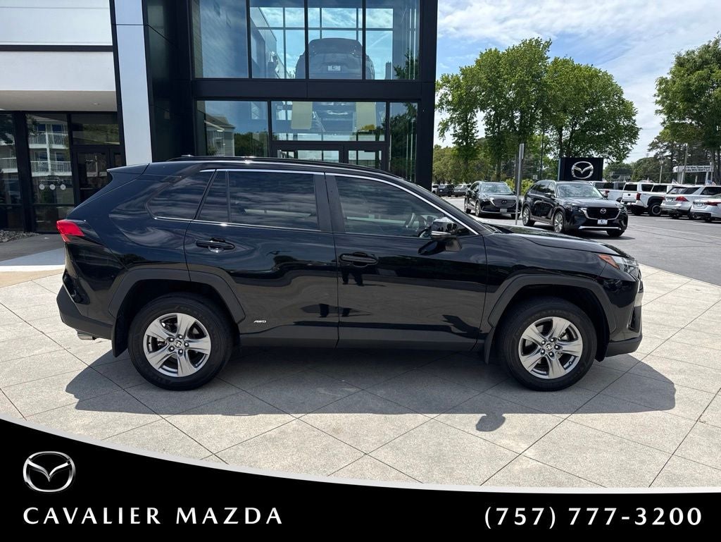 2024 Toyota RAV4 Hybrid XLE