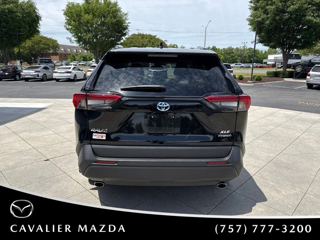2024 Toyota RAV4 Hybrid XLE
