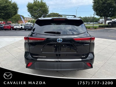 2023 Toyota Highlander Hybrid XLE