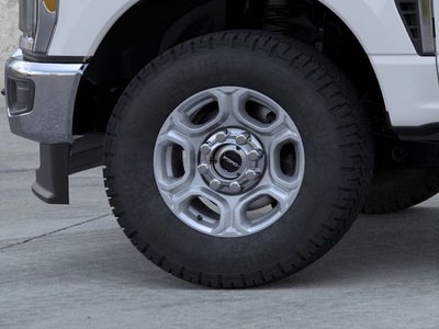 2026 Ford Super Duty F-350® XLT