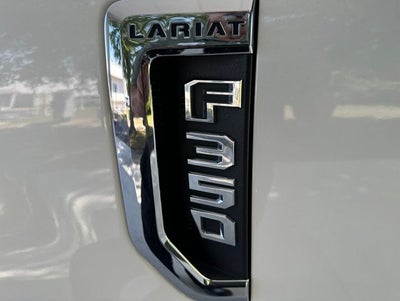 2022 Ford F-350SD Lariat