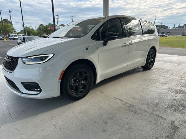 2024 Chrysler Pacifica Hybrid Select Appearance