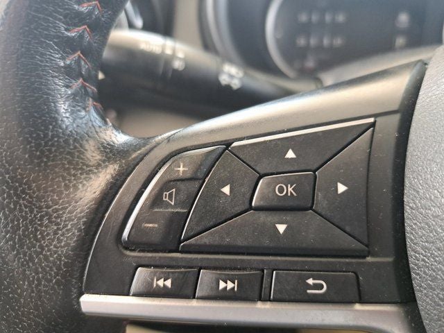 2019 Nissan Kicks SR