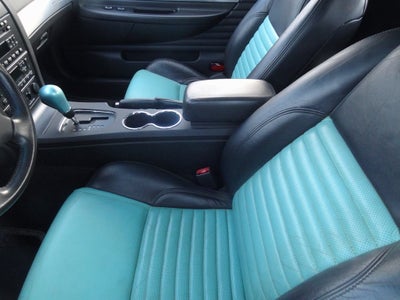 2002 Ford Thunderbird Base