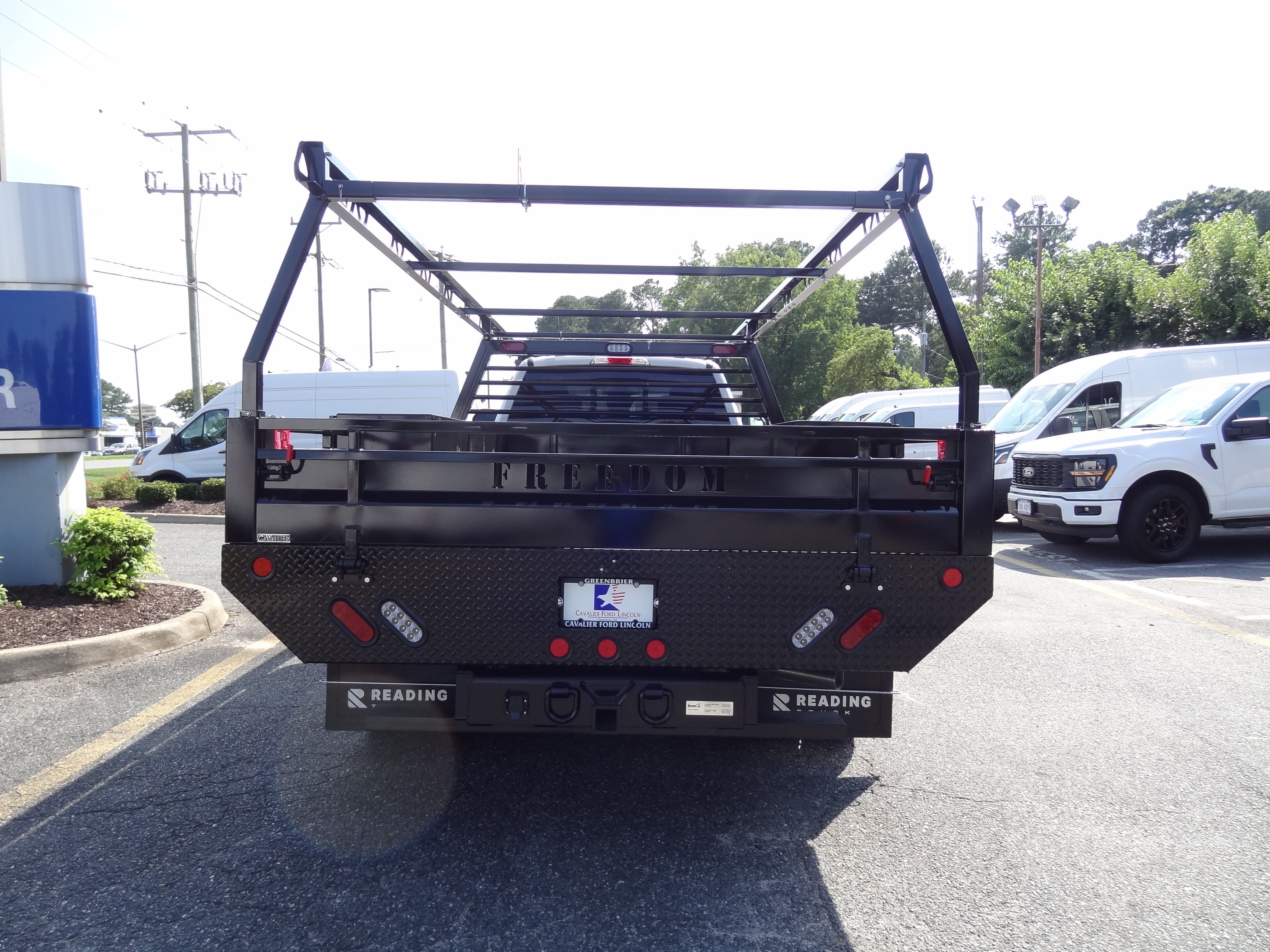 2025 Ford Chassis Cab F-450® XL