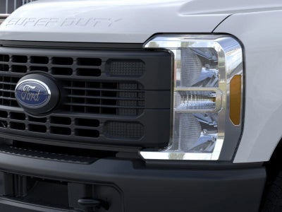 2025 Ford Chassis Cab F-350® XL