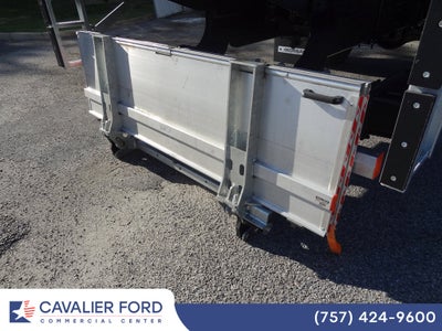 2027 Ford F-650-750 F-650 SD Gas Straight Frame