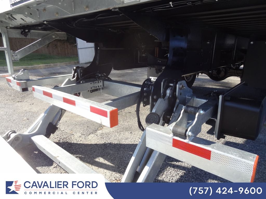 2027 Ford F-650-750 F-650 SD Gas Straight Frame