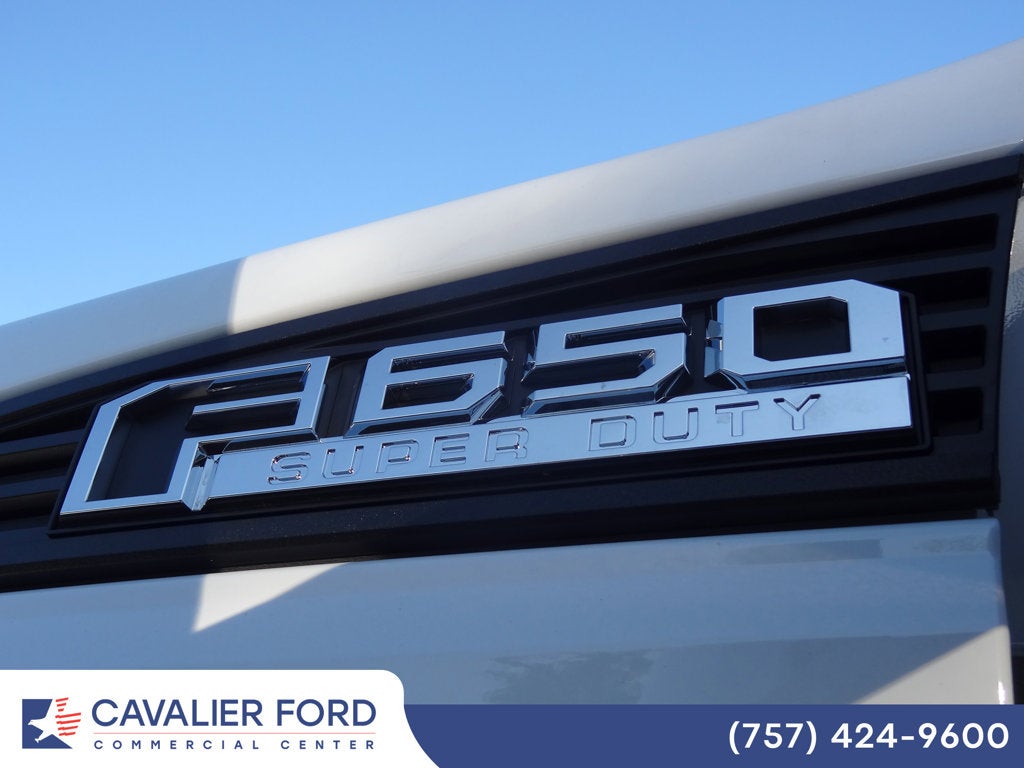 2027 Ford F-650-750 F-650 SD Gas Straight Frame
