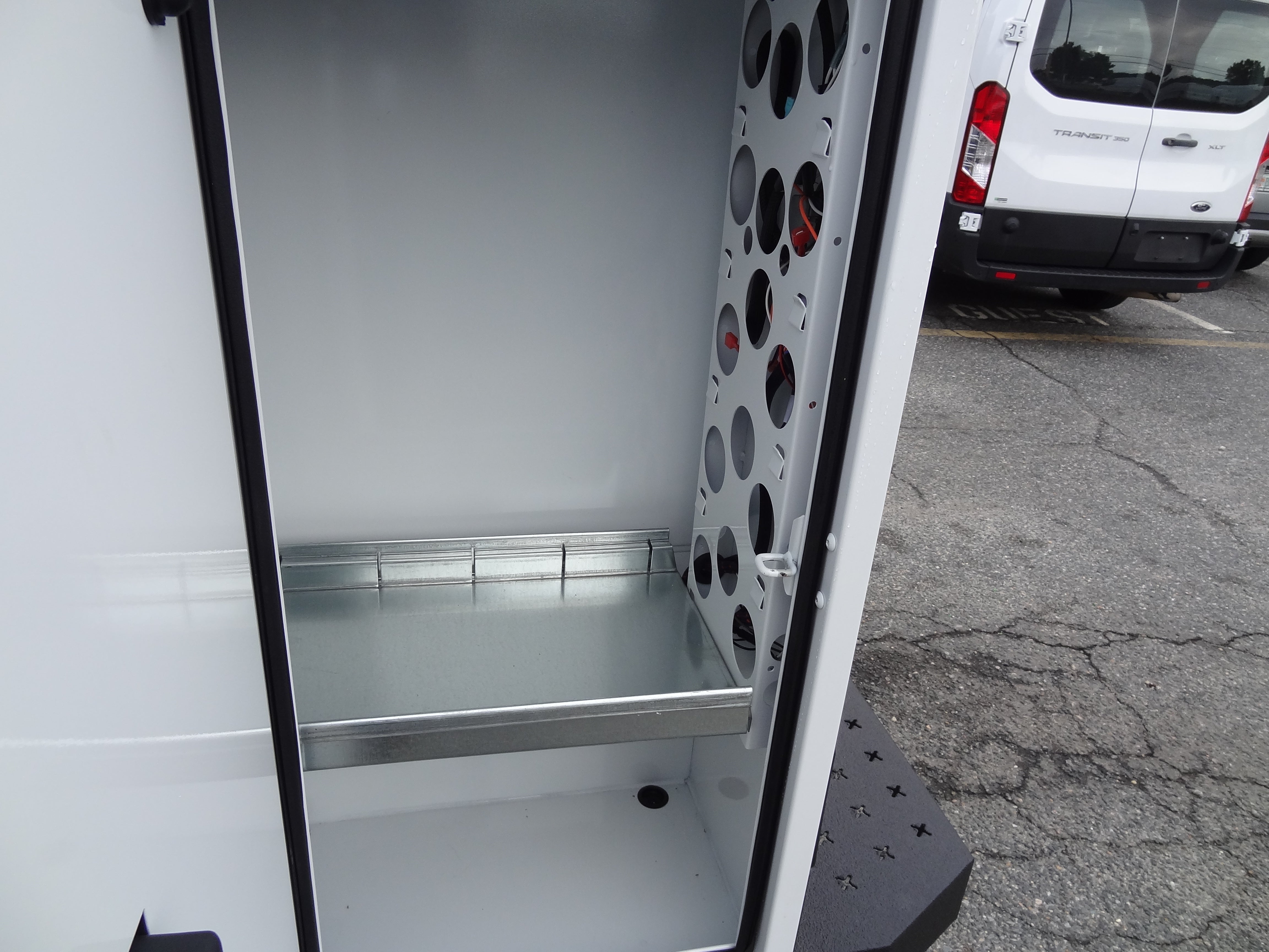 2026 Ford Econoline Cutaway E-350 SRW