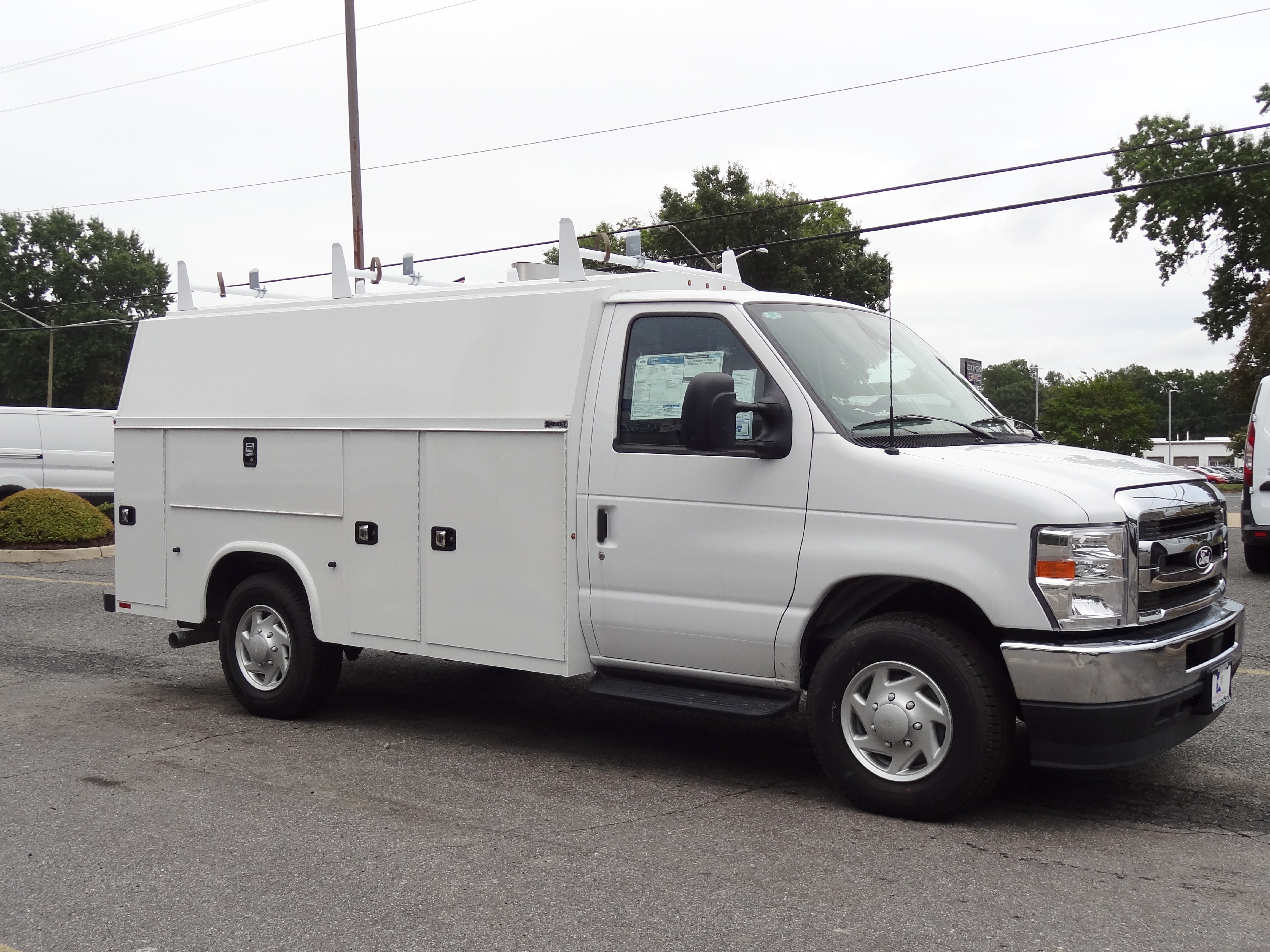 2026 Ford Econoline Cutaway E-350 SRW