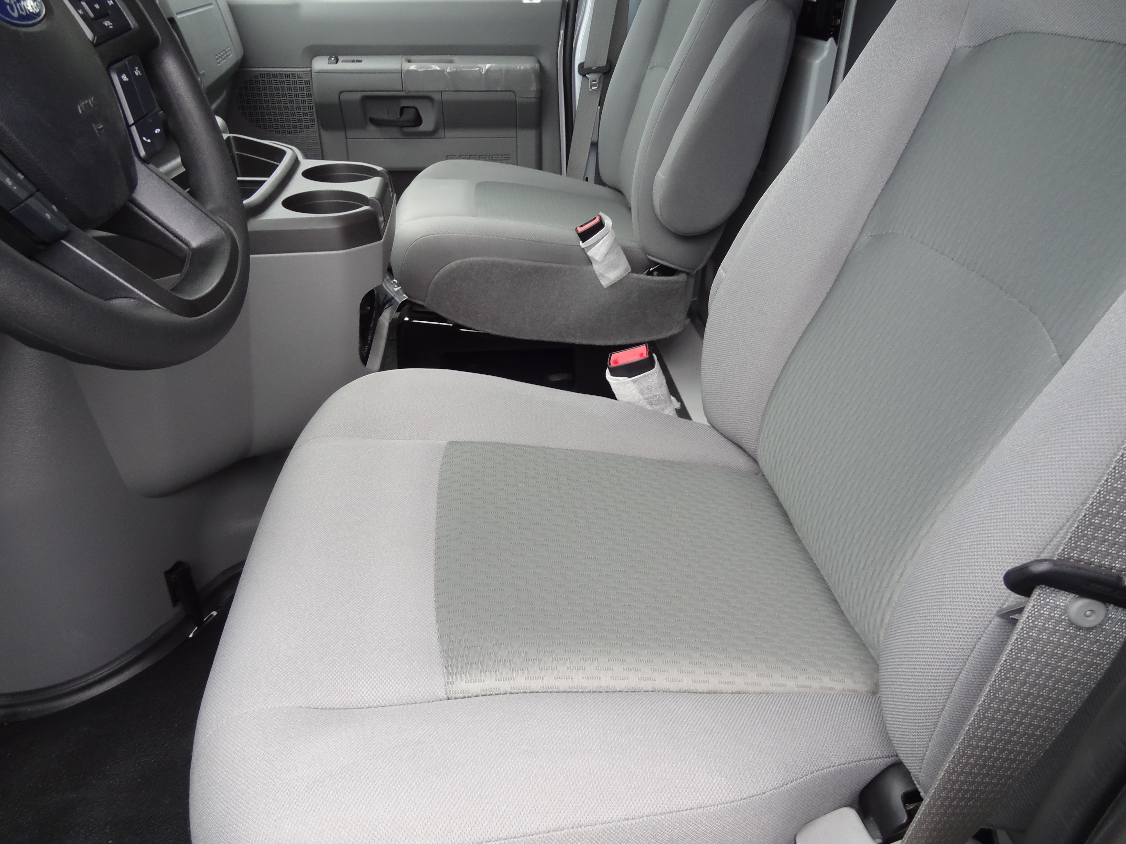 2026 Ford Econoline Cutaway E-350 SRW