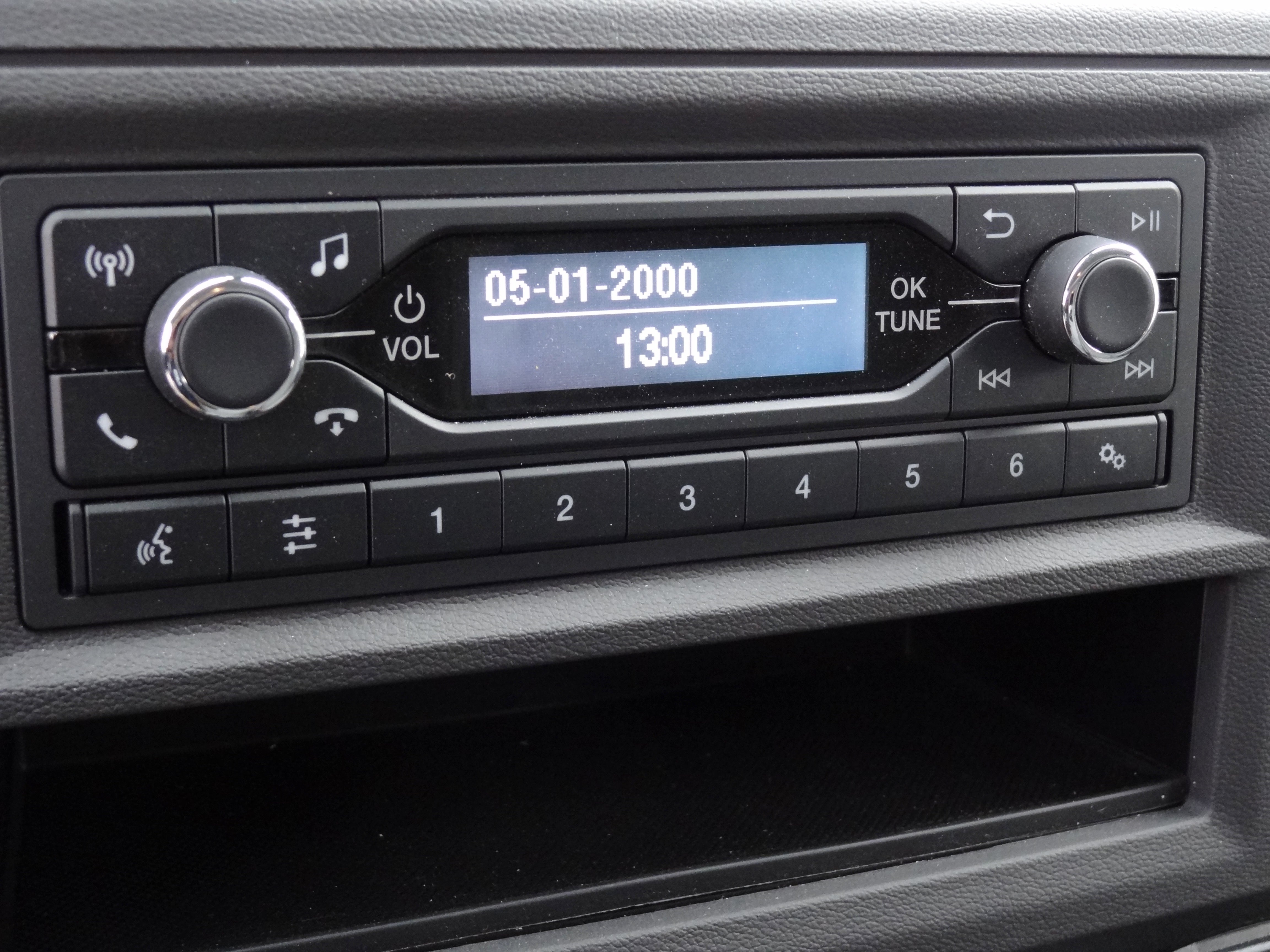 2026 Ford Econoline Cutaway E-350 SRW