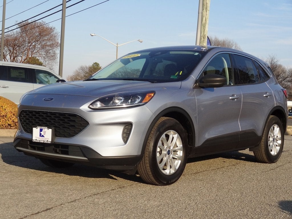 2022 Ford Escape Hybrid SE