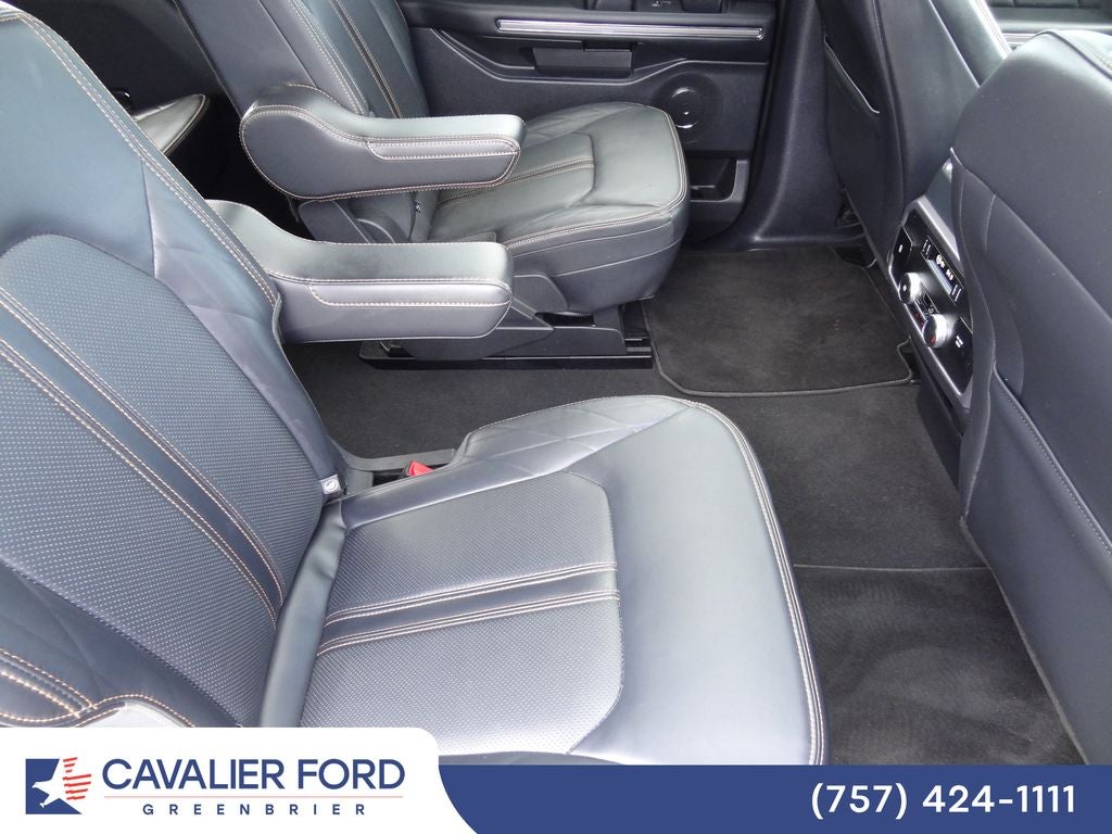 2023 Ford Expedition Max Platinum