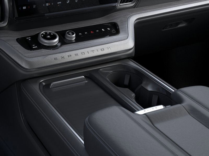 2025 Ford Expedition Platinum®