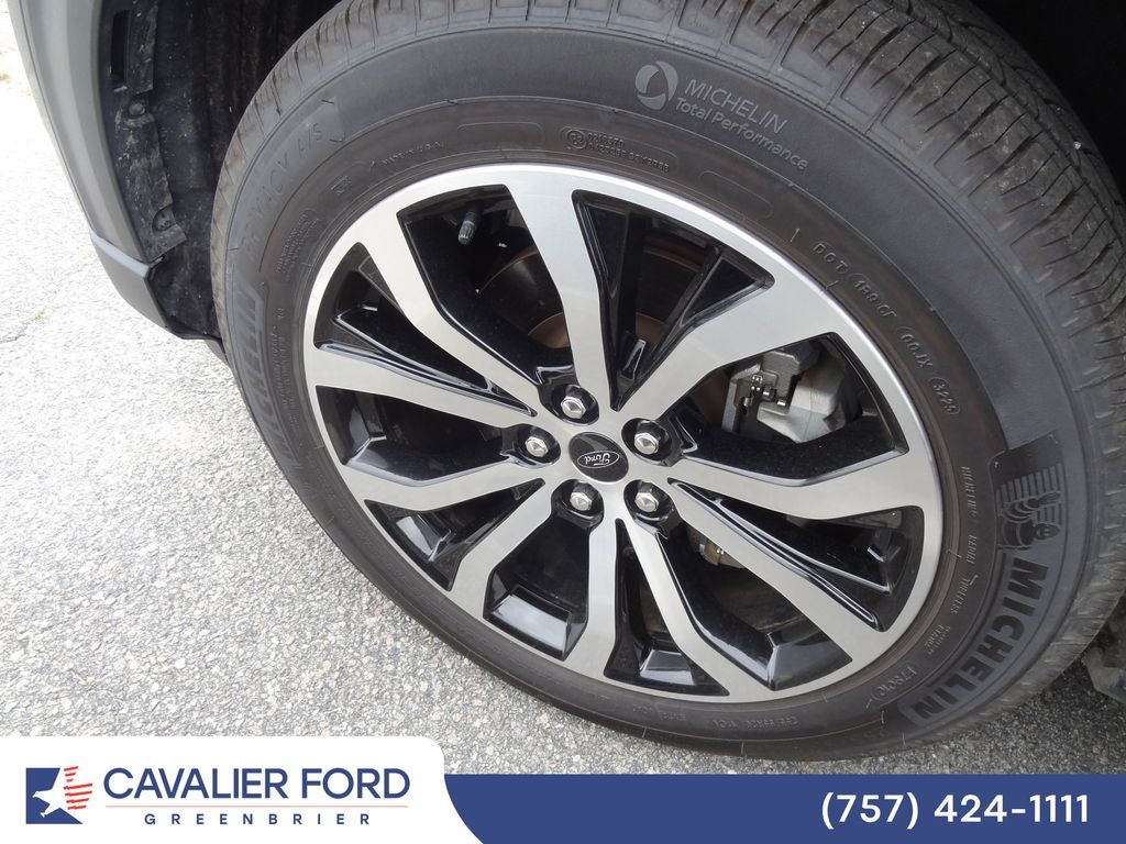 2022 Ford Explorer ST-Line