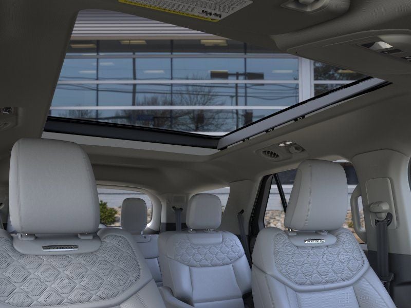 2026 Ford Explorer Platinum™