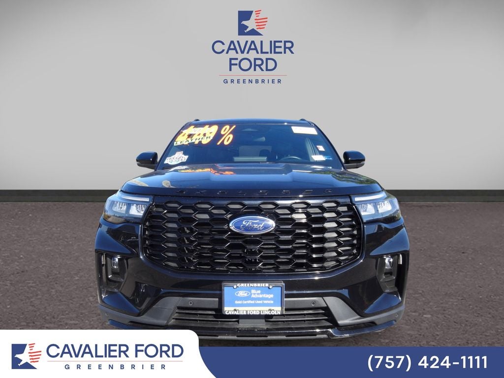 2025 Ford Explorer ST-Line