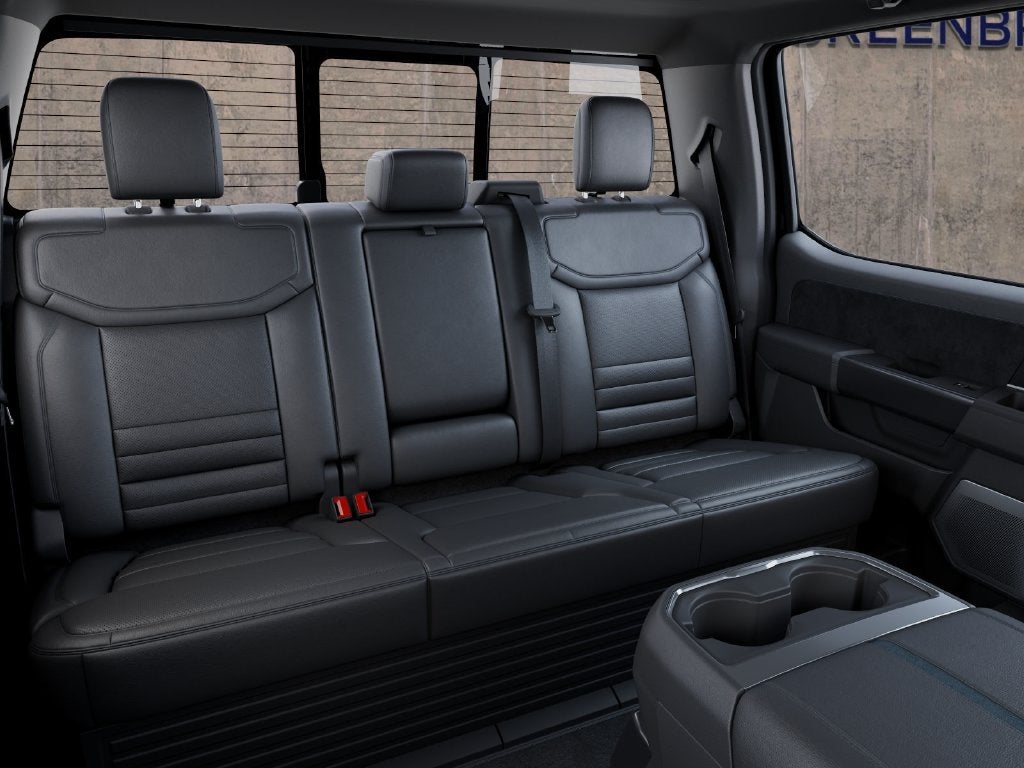 2027 Ford Super Duty F-350® Platinum®