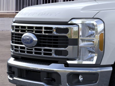 2026 Ford Super Duty F-350® XLT