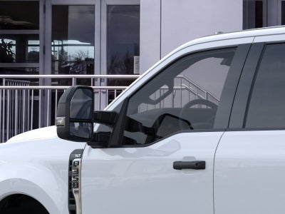 2026 Ford Super Duty F-350® XLT