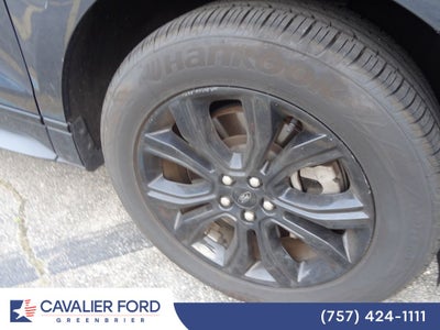 2023 Ford Edge SE