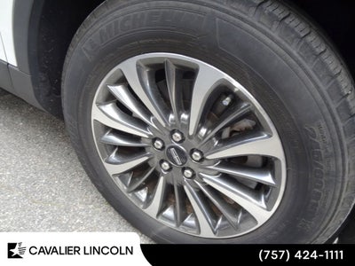 2022 Lincoln Nautilus Standard Standard