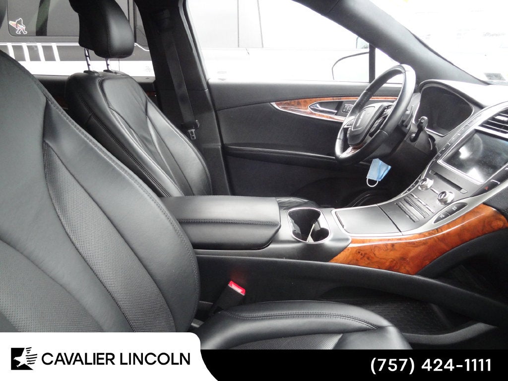 2019 Lincoln Nautilus Select Select