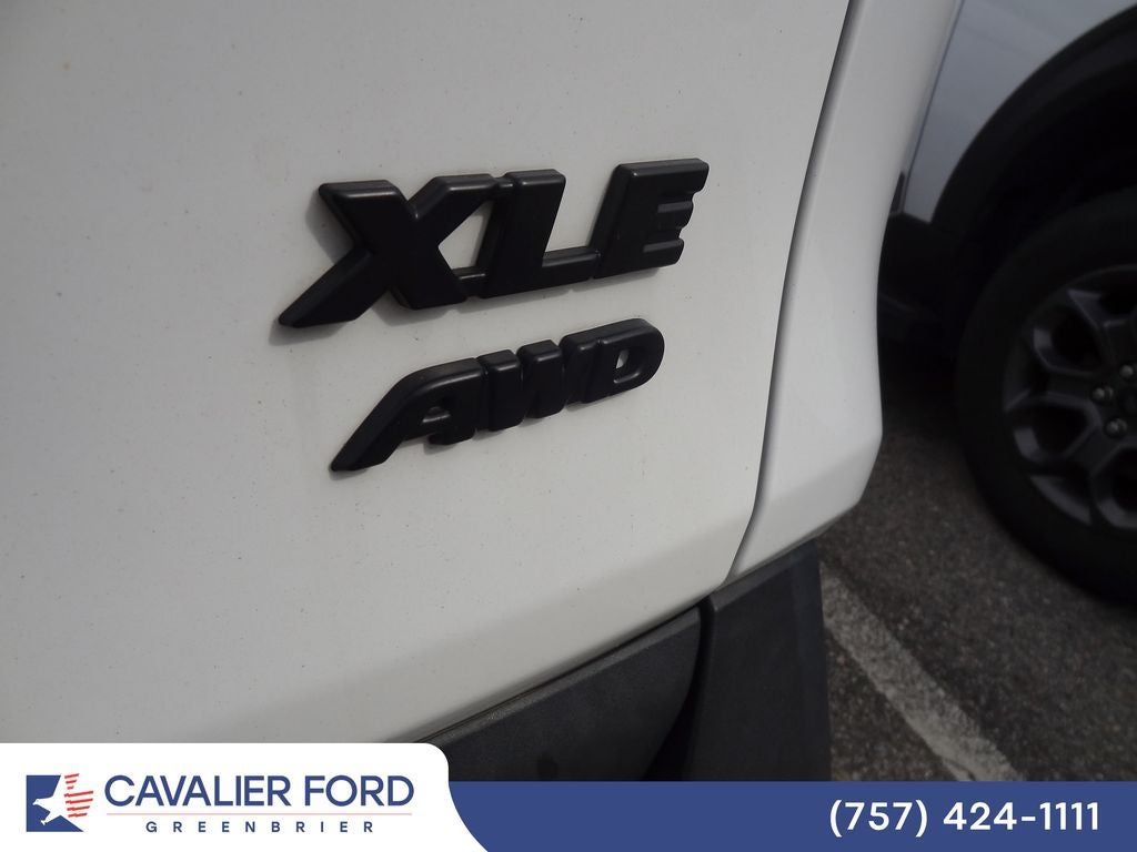 2023 Toyota RAV4 XLE