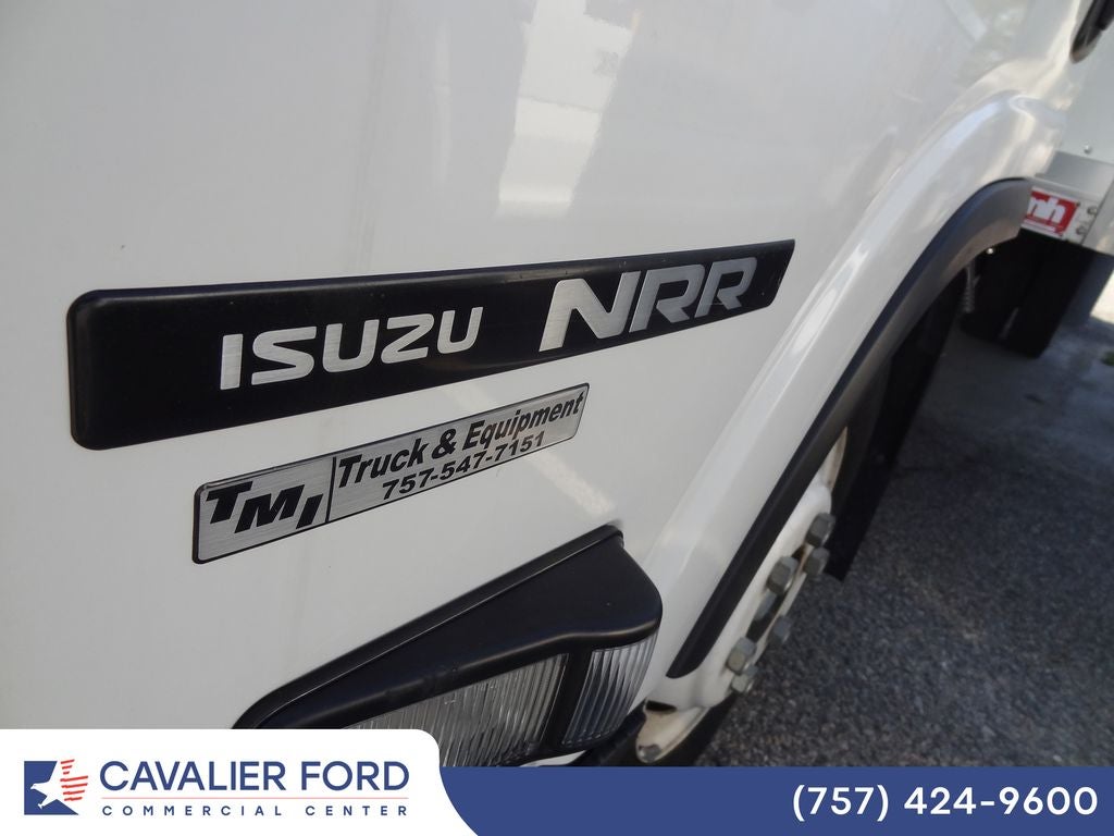 2024 Isuzu Pickup Base
