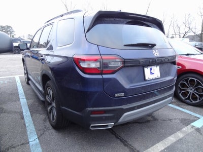 2025 Honda Pilot Touring