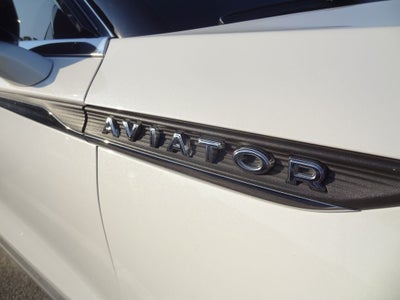 2023 Lincoln Aviator Standard standard