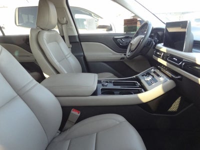 2023 Lincoln Aviator Standard standard